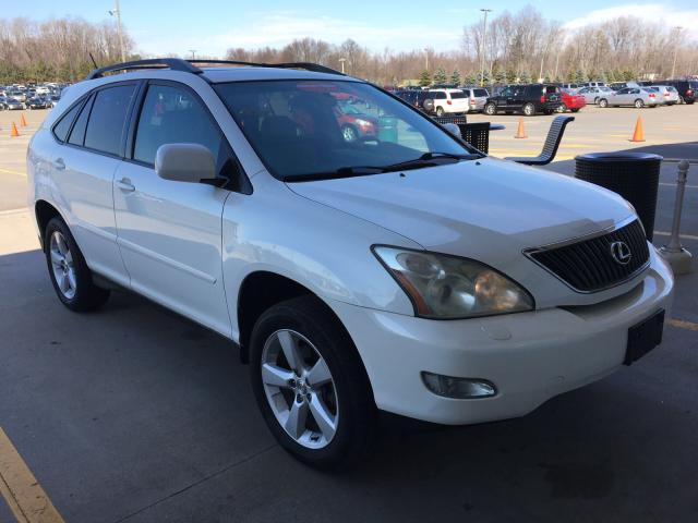 2T2HA31UX5C056023 - 2005 LEXUS RX 330 WHITE photo 1