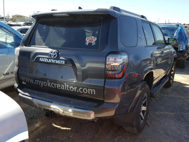 JTEBU5JR8H5451730 - 2017 TOYOTA 4RUNNER SR GRAY photo 4