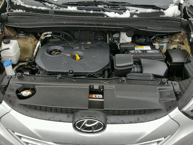 KM8JTCAF9FU008630 - 2015 HYUNDAI TUCSON GLS SILVER photo 7