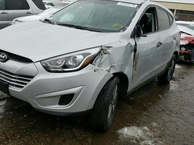 KM8JTCAF9FU008630 - 2015 HYUNDAI TUCSON GLS SILVER photo 9