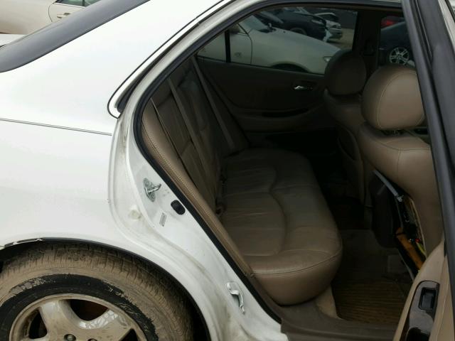 1HGCG1653YA012426 - 2000 HONDA ACCORD EX WHITE photo 6