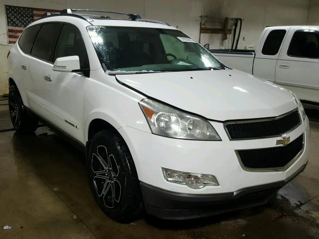 1GNEV23D79S136216 - 2009 CHEVROLET TRAVERSE L WHITE photo 1