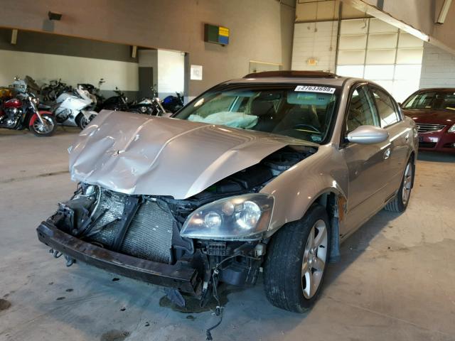 1N4BL11E65C337378 - 2005 NISSAN ALTIMA SE SILVER photo 2