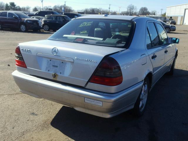 WDBHA24G9YA844920 - 2000 MERCEDES-BENZ C 230 SILVER photo 4