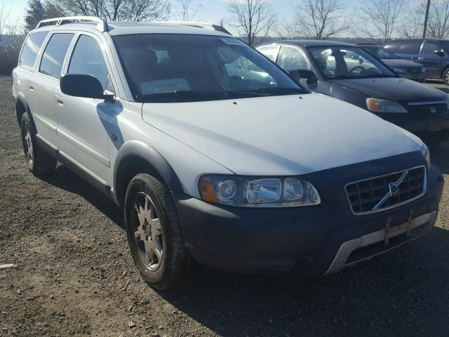 YV4SZ592861236069 - 2006 VOLVO XC70 WHITE photo 1