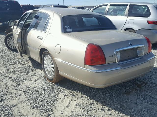 1LNHM81W95Y661510 - 2005 LINCOLN TOWN CAR S GOLD photo 3