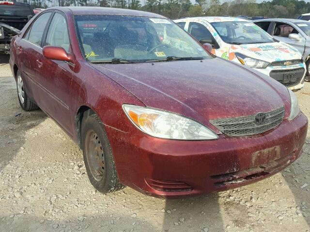 JTDBE32K020039300 - 2002 TOYOTA CAMRY LE RED photo 1