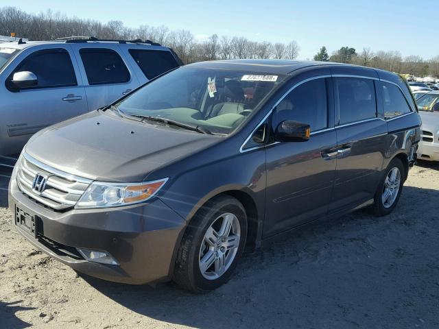 5FNRL5H9XDB022514 - 2013 HONDA ODYSSEY TO GRAY photo 2