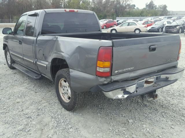 2GCEC19T021324346 - 2002 CHEVROLET SILVERADO GRAY photo 3