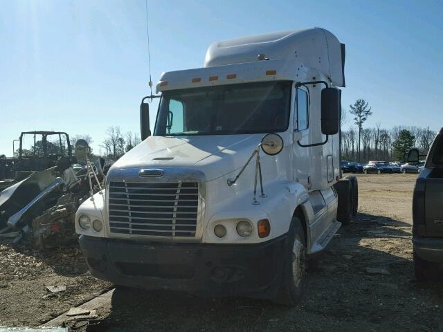 1FUJBBCK78LZ93197 - 2008 FREIGHTLINER CONVENTION WHITE photo 2