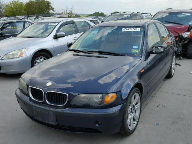 WBAET37472NG73459 - 2002 BMW 325 I BLUE photo 2