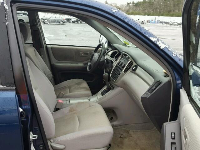 JTEHD21A340032842 - 2004 TOYOTA HIGHLANDER BLUE photo 5