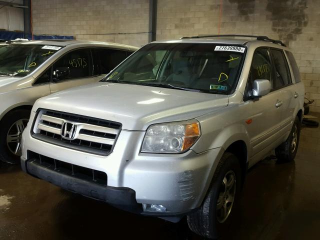 5FNYF18318B054345 - 2008 HONDA PILOT SE SILVER photo 2