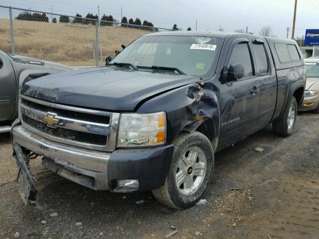 1GCEK19068Z214099 - 2008 CHEVROLET SILVERADO BLUE photo 2