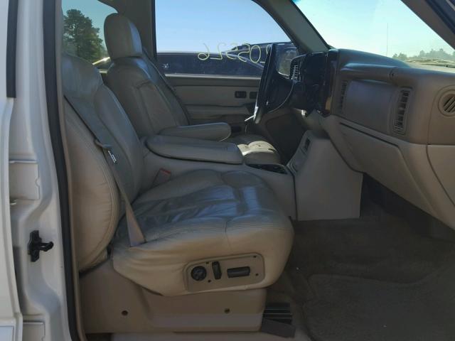 1GNEC13Z42J223725 - 2002 CHEVROLET TAHOE C150 WHITE photo 5