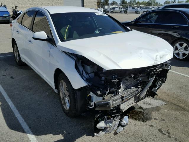 5NPE24AF0GH285032 - 2016 HYUNDAI SONATA SE WHITE photo 1