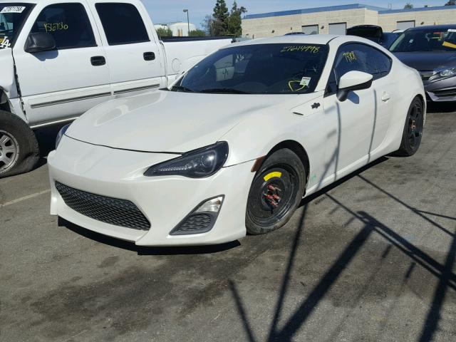 JF1ZNAA18D1719329 - 2013 TOYOTA SCION FR-S თეთრი ფოტო 2