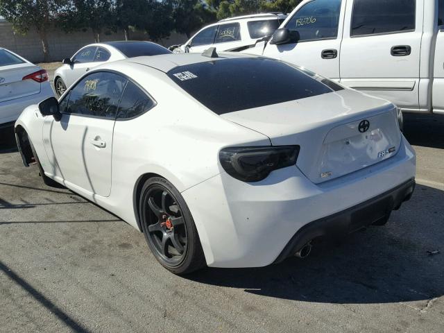 JF1ZNAA18D1719329 - 2013 TOYOTA SCION FR-S WHITE photo 3