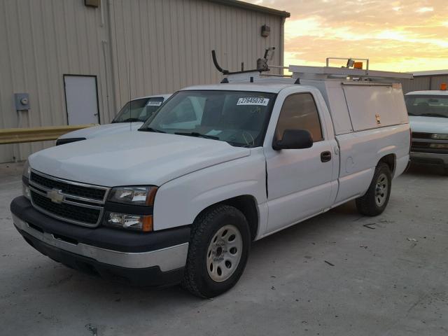 3GCEC14X46G252204 - 2006 CHEVROLET SILVERADO WHITE photo 2