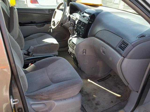 5TDZA23C34S117578 - 2004 TOYOTA SIENNA CE GRAY photo 5