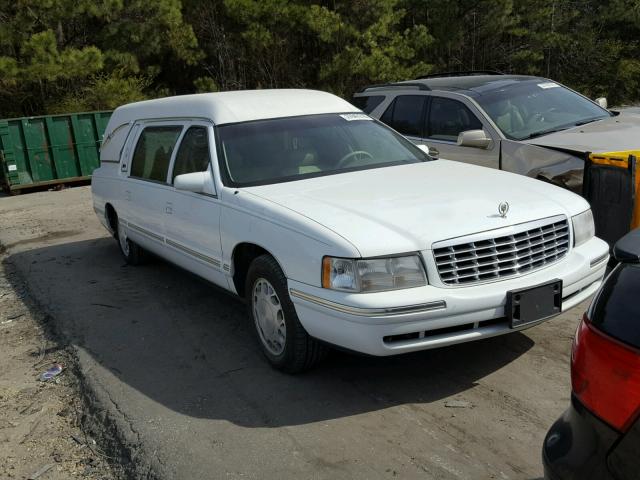 1GEEH90Y3WU500316 - 1998 CADILLAC COMMERCIAL WHITE photo 1