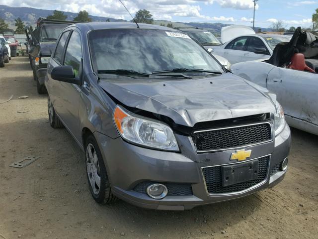 KL1TG66E09B386023 - 2009 CHEVROLET AVEO LT GRAY photo 1