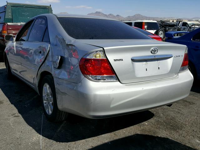 4T1BE32K15U100579 - 2005 TOYOTA CAMRY LE SILVER photo 3