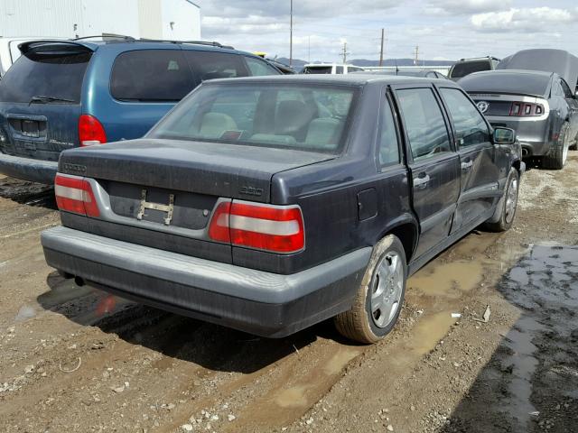 YV1LS555XV1390531 - 1997 VOLVO 850 GRAY photo 4