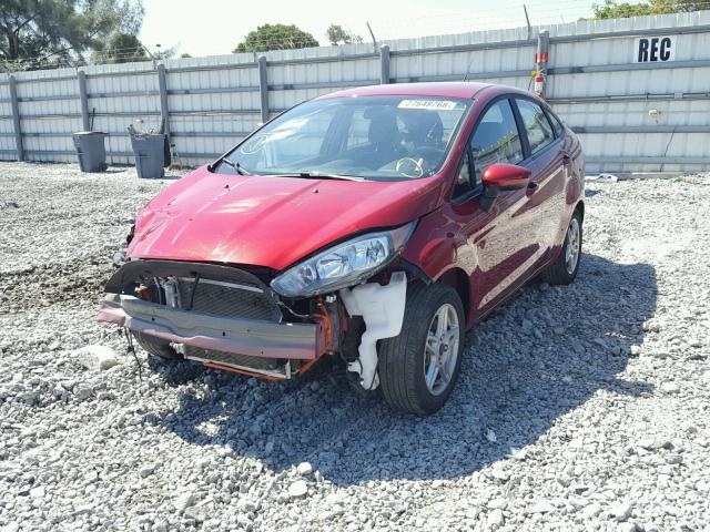 3FADP4BJ9HM132117 - 2017 FORD FIESTA SE RED photo 2