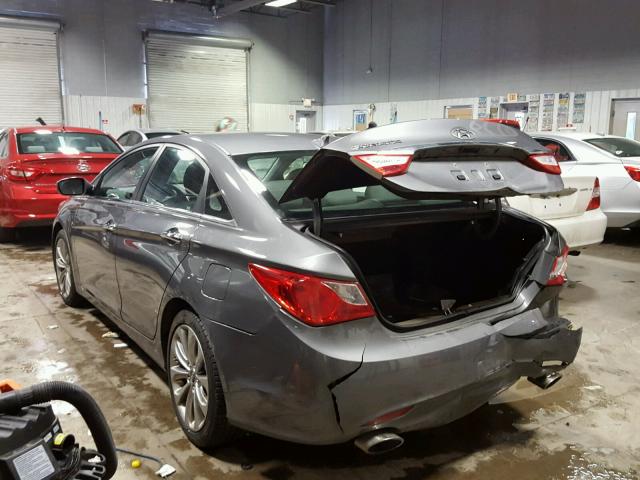 5NPEC4AC9BH188181 - 2011 HYUNDAI SONATA SE GRAY photo 3