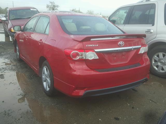 2T1BU4EEXDC986383 - 2013 TOYOTA COROLLA BA RED photo 3