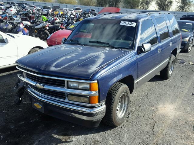 1GNEC13R2XJ363263 - 1999 CHEVROLET TAHOE BLUE photo 2