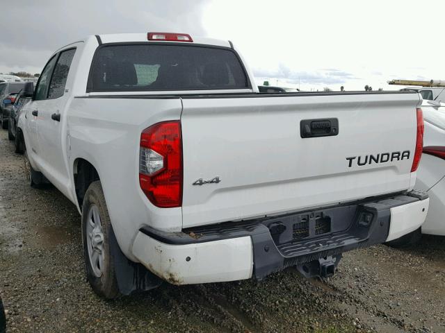 5TFDY5F11HX625565 - 2017 TOYOTA TUNDRA CRE WHITE photo 3