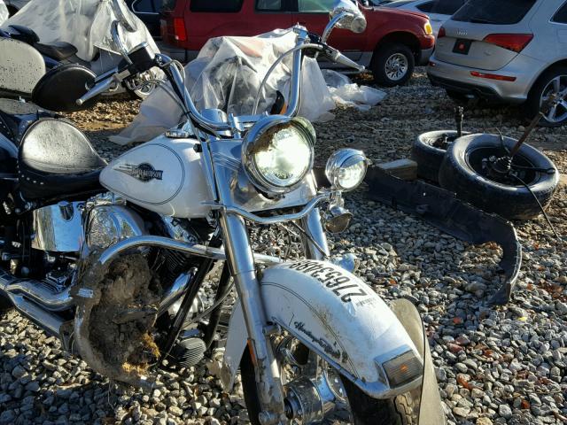 1HD1BWB136Y095329 - 2006 HARLEY-DAVIDSON FLSTCI WHITE photo 9