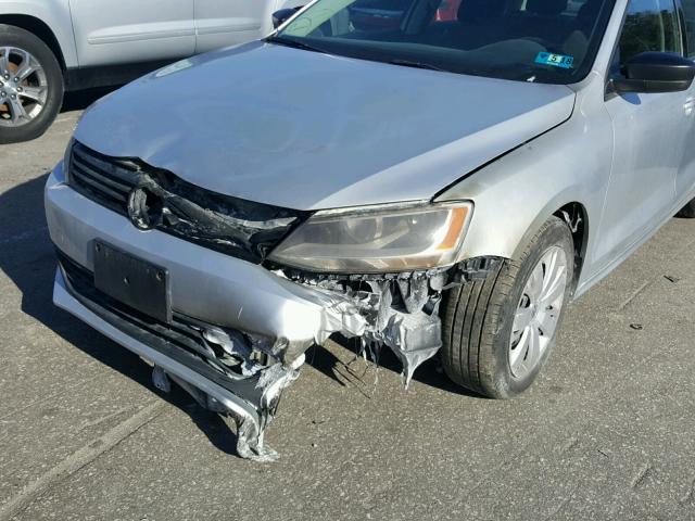 3VW2K7AJ0BM380036 - 2011 VOLKSWAGEN JETTA BASE 银色 照片 9