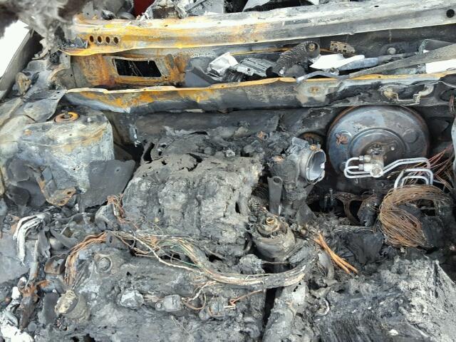 5XYKT4A22BG160160 - 2011 KIA SORENTO BA BURN photo 7