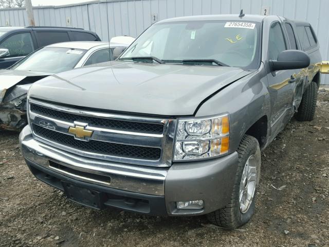 1GCEK29099Z266575 - 2009 CHEVROLET SILVERADO GRAY photo 2