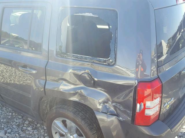 1C4NJRFB5FD292391 - 2015 JEEP PATRIOT LA GRAY photo 9