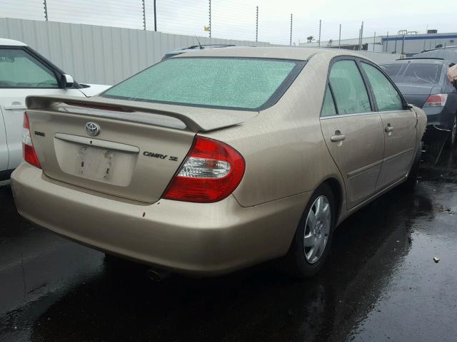 4T1BE32K52U071910 - 2002 TOYOTA CAMRY LE GOLD photo 4