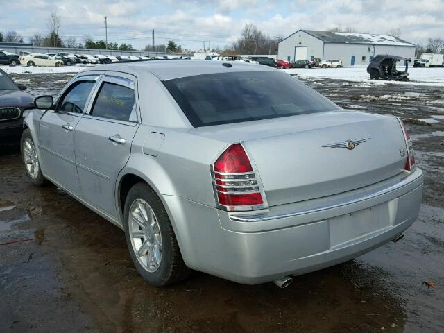 2C3KA63H06H518614 - 2006 CHRYSLER 300C SILVER photo 3