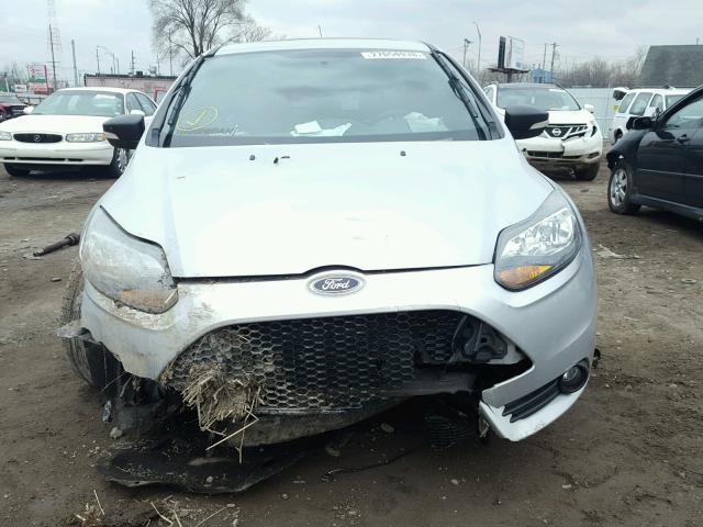 1FADP3L95DL162113 - 2013 FORD FOCUS ST SILVER photo 9