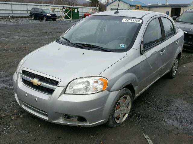 KL1TD56E59B692475 - 2009 CHEVROLET AVEO LS GRAY photo 2