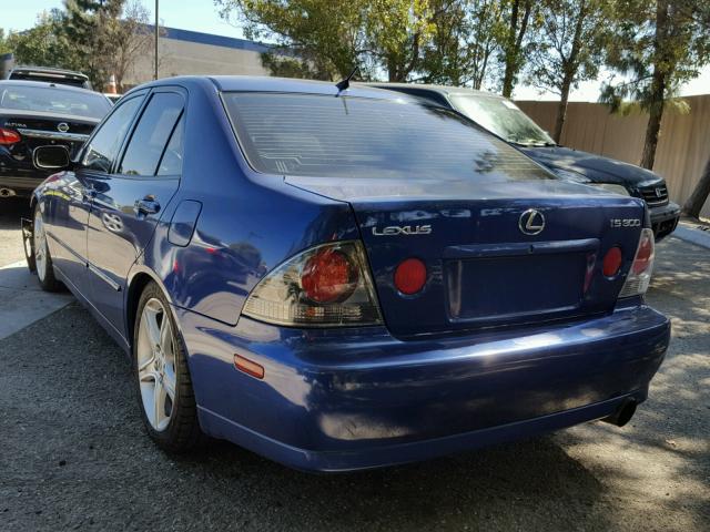 JTHBD192920047844 - 2002 LEXUS IS 300 BLUE photo 3