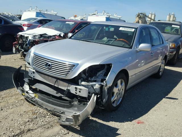 JTHBN36F440170048 - 2004 LEXUS LS 430 SILVER photo 2