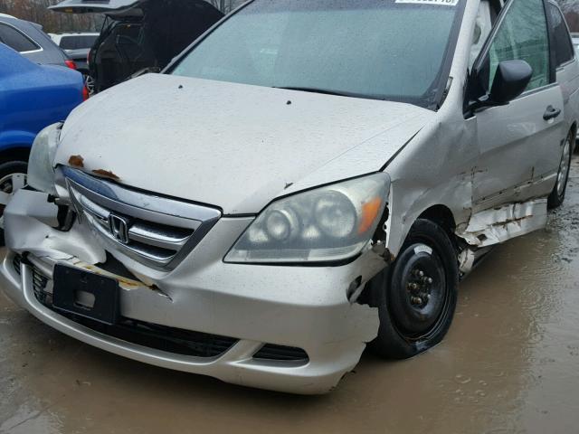 5FNRL38246B032952 - 2006 HONDA ODYSSEY LX GRAY photo 9