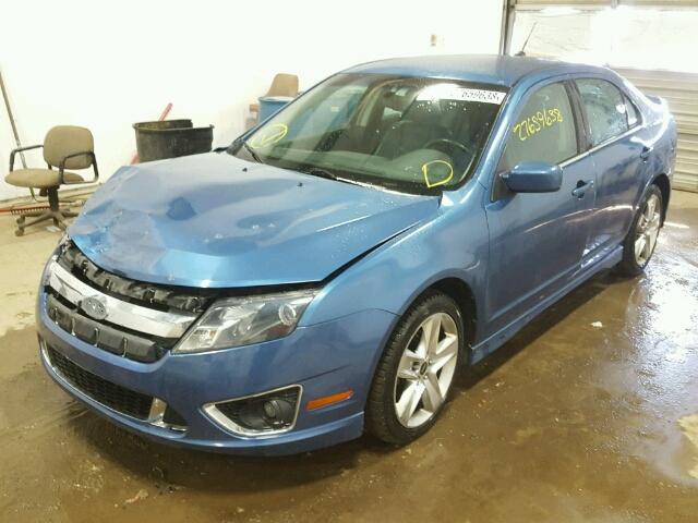 3FAHP0DC0AR144769 - 2010 FORD FUSION SPO BLUE photo 2