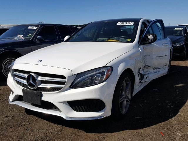 55SWF4KB2FU035999 - 2015 MERCEDES-BENZ C 300 4MAT WHITE photo 2