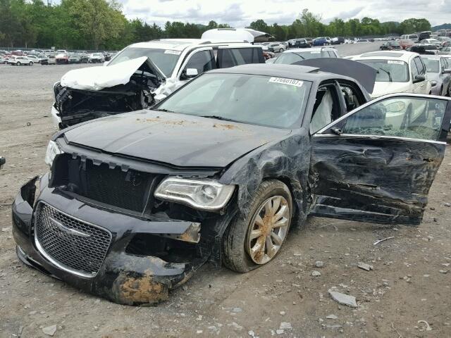 2C3CCAKG1GH224909 - 2016 CHRYSLER 300C AWD BLACK photo 2