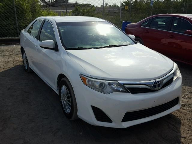 4T1BD1FK2CU005060 - 2012 TOYOTA CAMRY HYBR WHITE photo 1