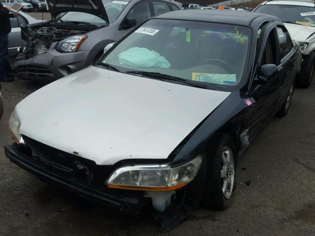 1HGCG6692YA068664 - 2000 HONDA ACCORD SE GREEN photo 2